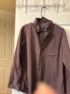 Dockers Men's Red and Gray Plaid Button-Up Shirt